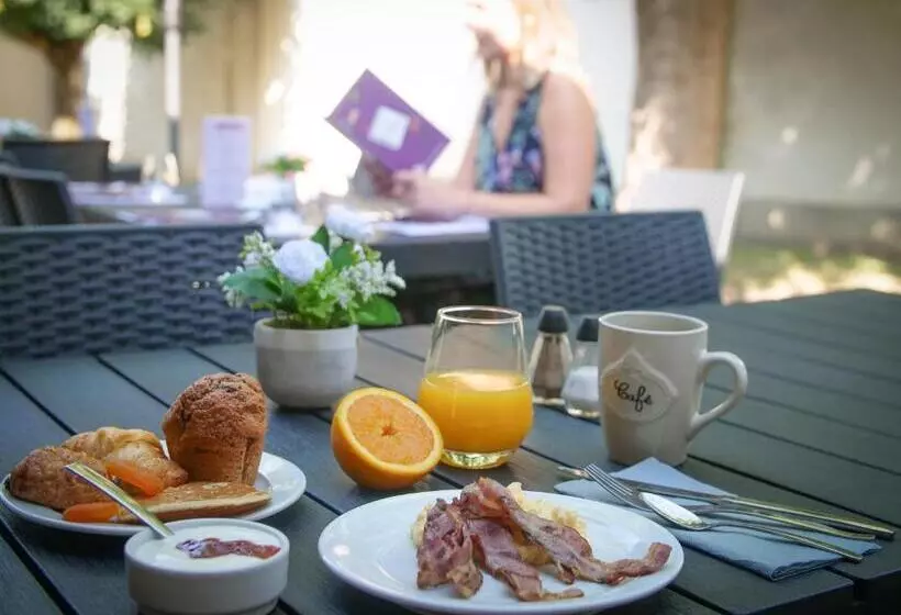 Отель Inn Design Resto Novo Chateaubriant