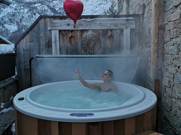 호텔 La Bouitte   Hôtel Relais & Châteaux