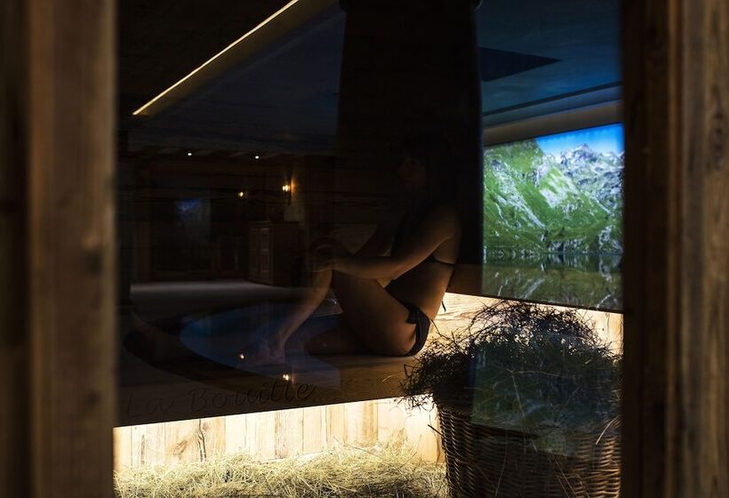 호텔 La Bouitte   Hôtel Relais & Châteaux