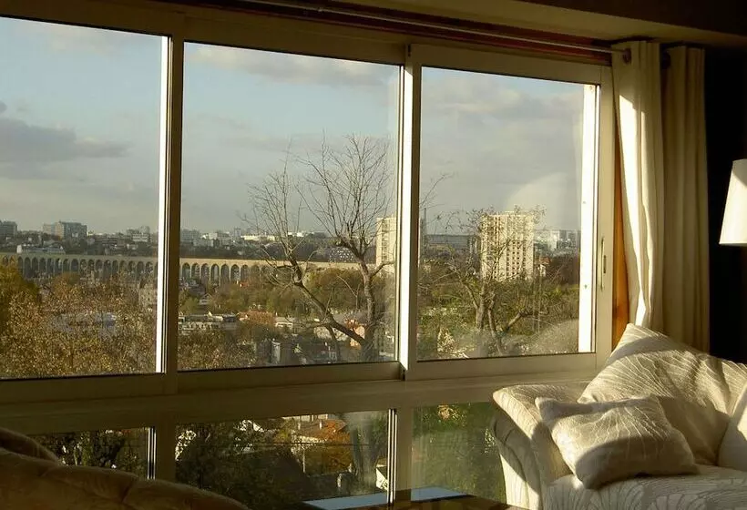 ホテル La Maison Du Coteau