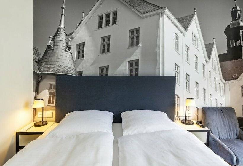 ホテル Lake House Plon