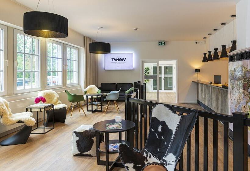 ホテル Lake House Plon