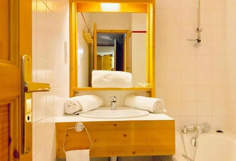 בית מלון כפרי Le Floralp