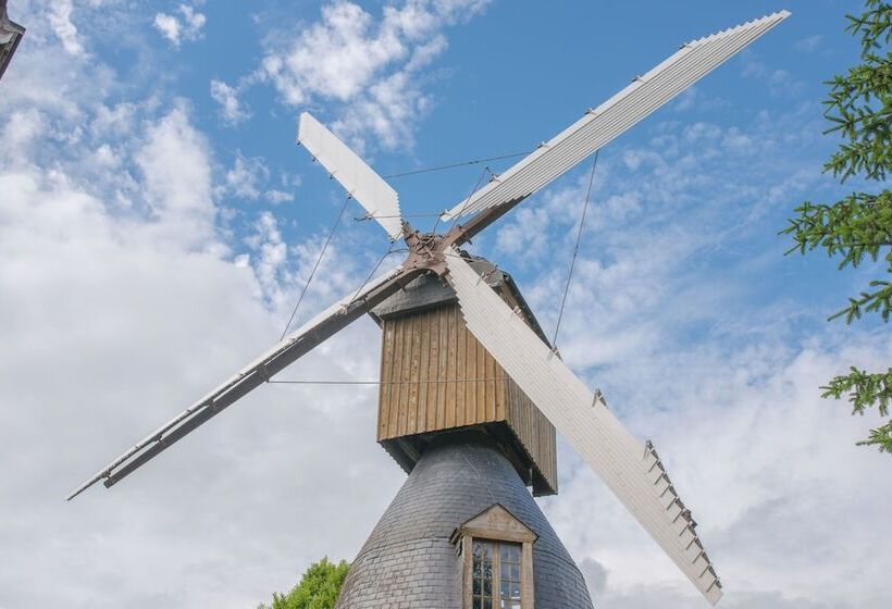 فندق Logis Domaine Du Moulin Cavier