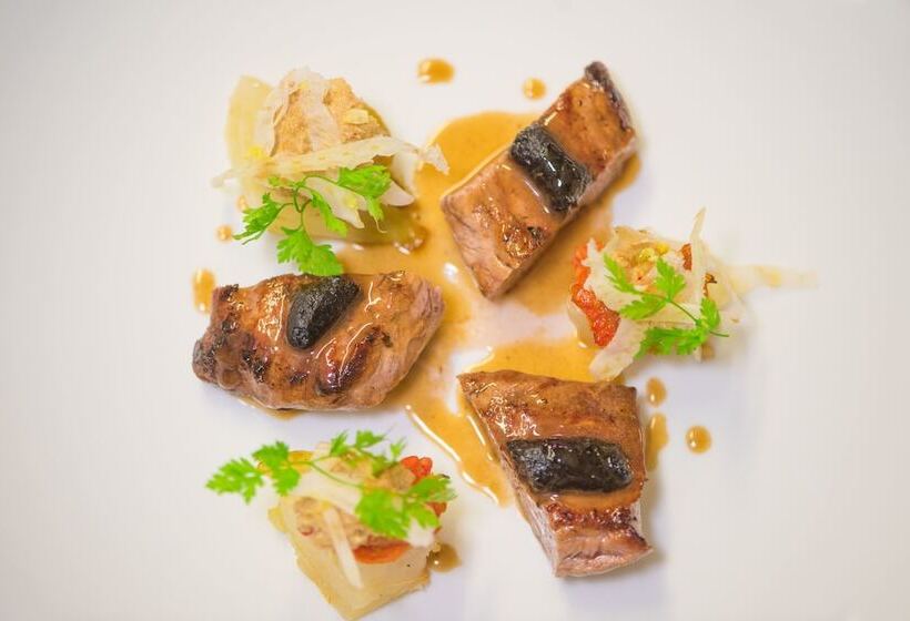 فندق Logis Domaine Du Moulin Cavier