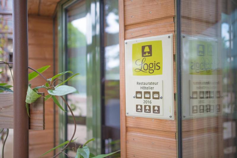 فندق Logis Domaine Du Moulin Cavier