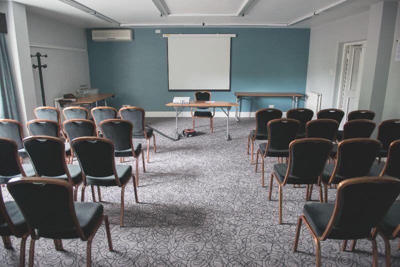 בית מלון כפרי Mere Court