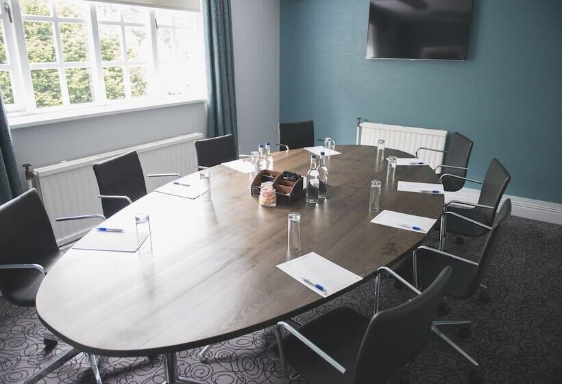 בית מלון כפרי Mere Court