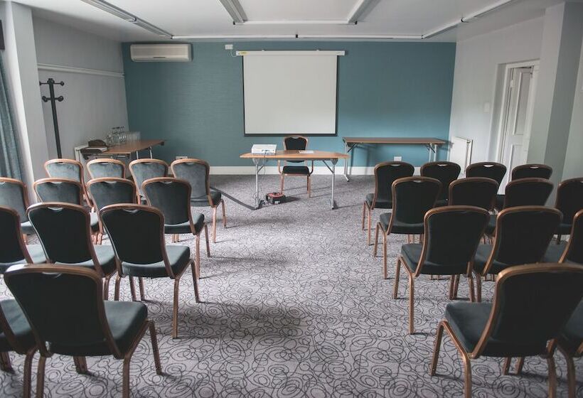 בית מלון כפרי Mere Court