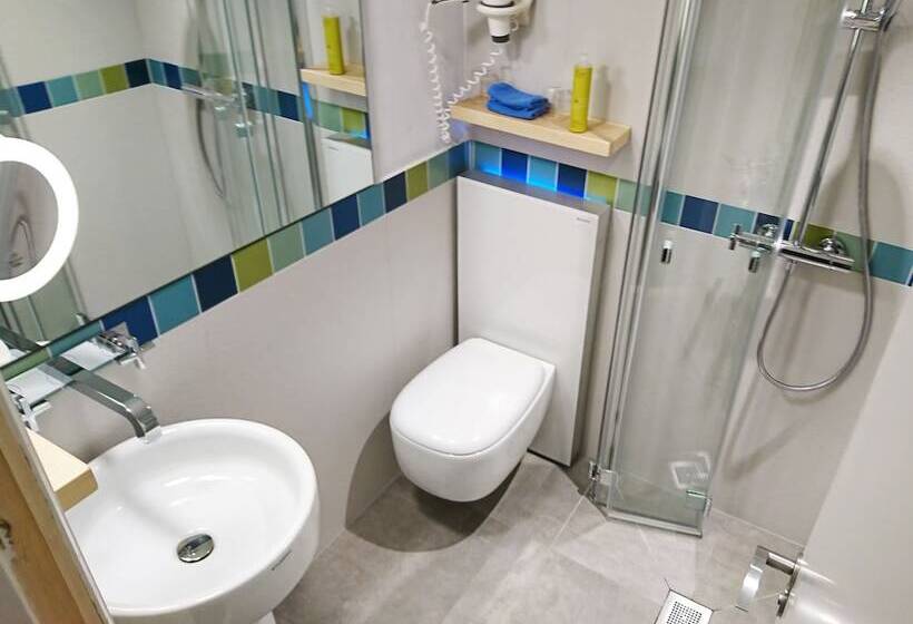 هتل Niedersachsen