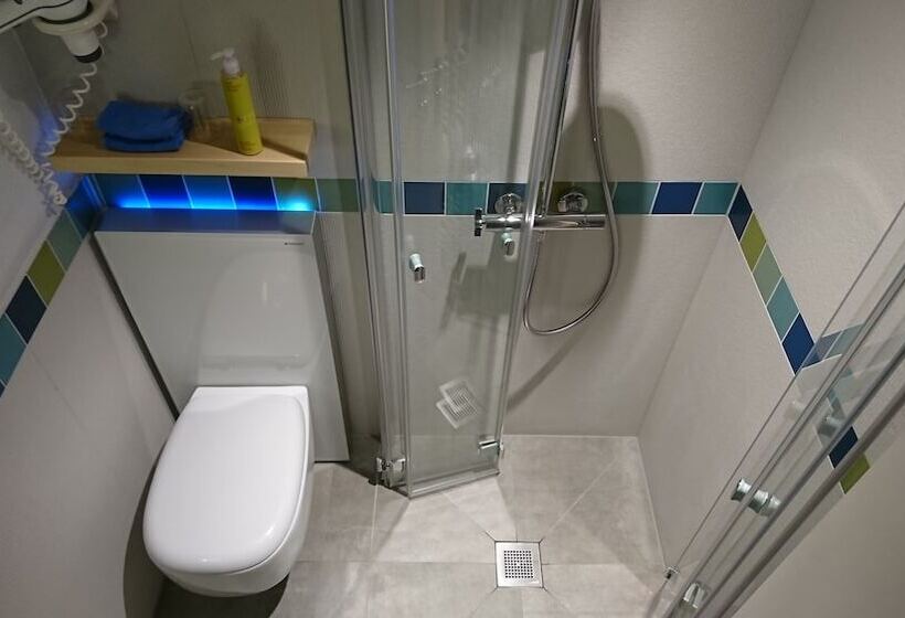 هتل Niedersachsen