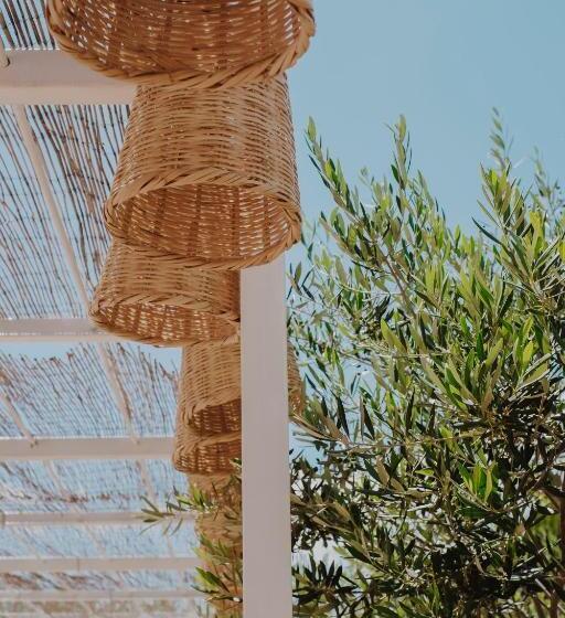 هتل Oustau Camarguen Hôtel & Spa