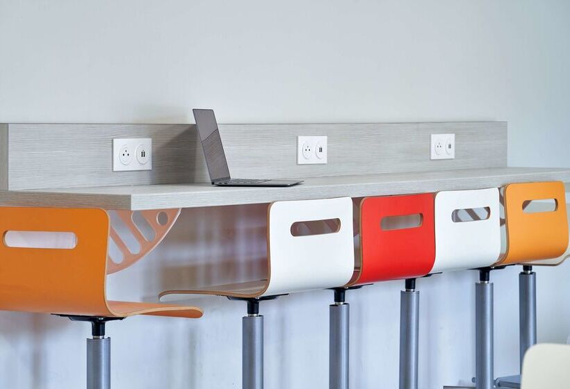 בית מלון כפרי Premiere Classe Nancy Sud Ludres