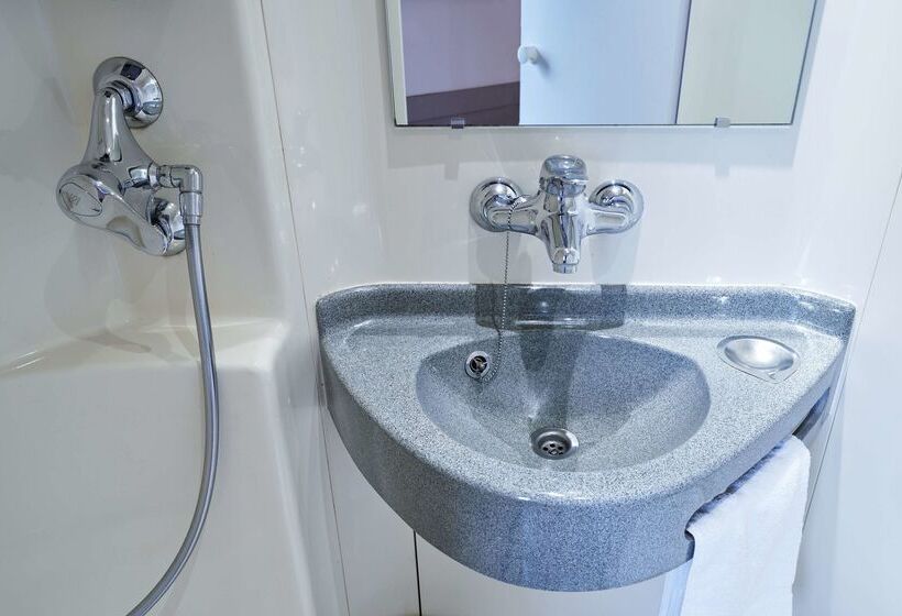 בית מלון כפרי Premiere Classe Nancy Sud Ludres