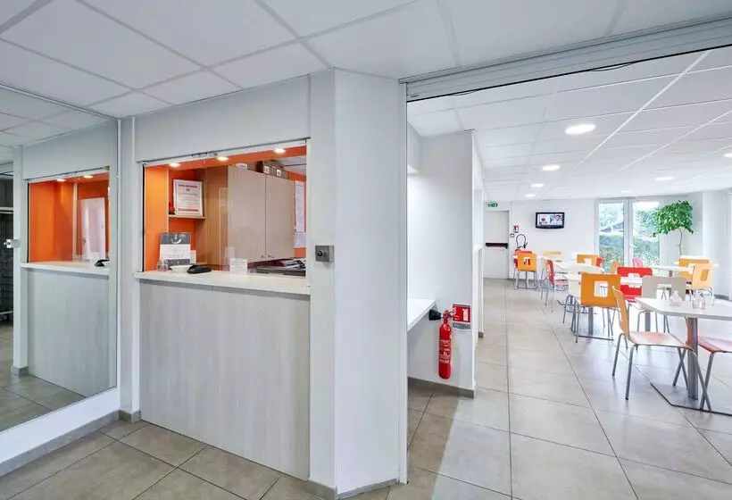 בית מלון כפרי Premiere Classe Nancy Sud Ludres