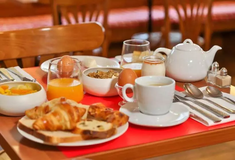 בית מלון כפרי Restaurant Famille Bourgeois  La Cote Des Monts Damnes