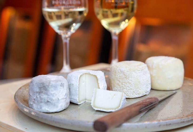 酒店 Restaurant Famille Bourgeois La Cote Des Monts Damnes