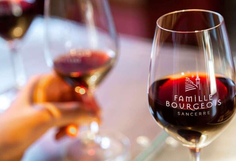 酒店 Restaurant Famille Bourgeois La Cote Des Monts Damnes