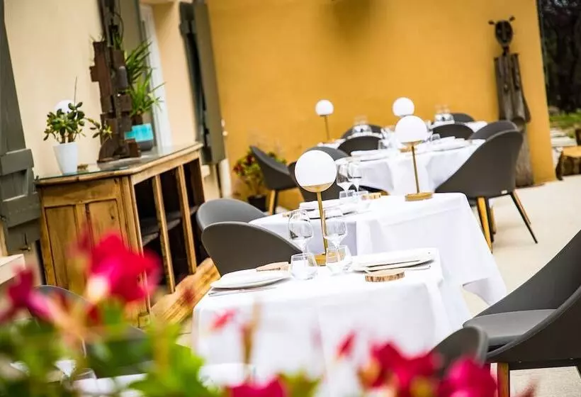 هتل Restaurant Gastronomique La Huchette