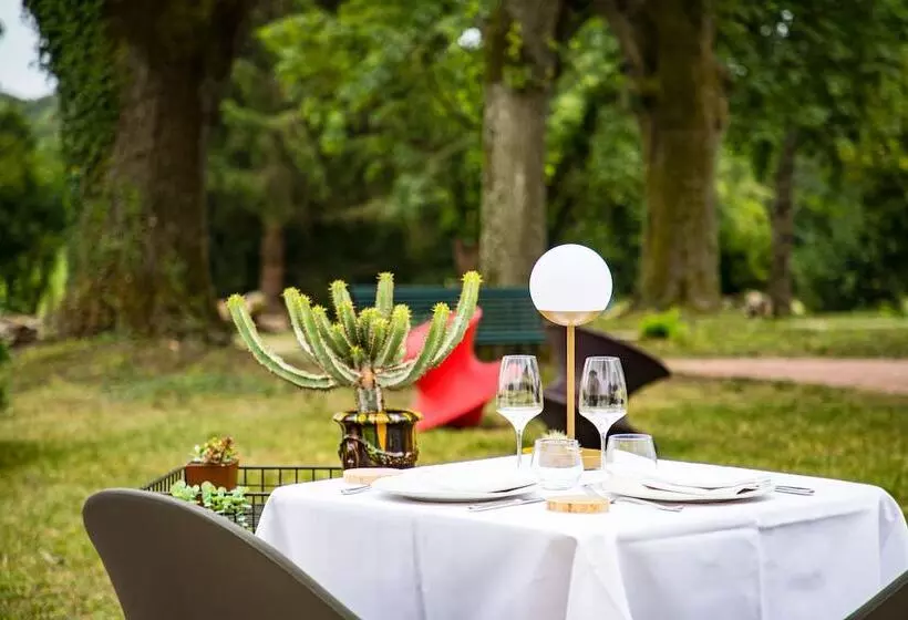 هتل Restaurant Gastronomique La Huchette