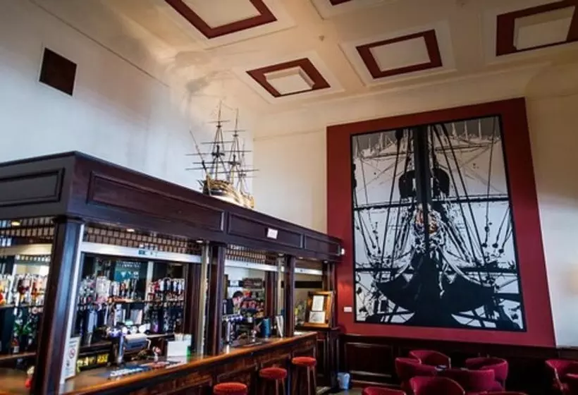 هتل Royal Maritime