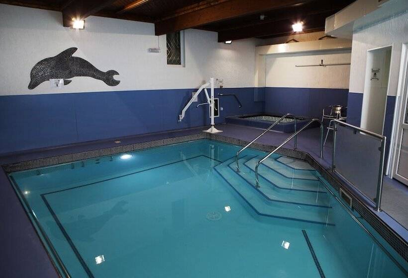 فندق Royal Maritime