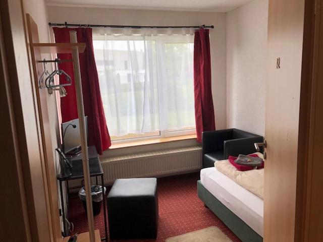 ホテル Saarland Lebach