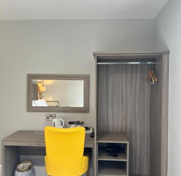 Отель St Andrews Town