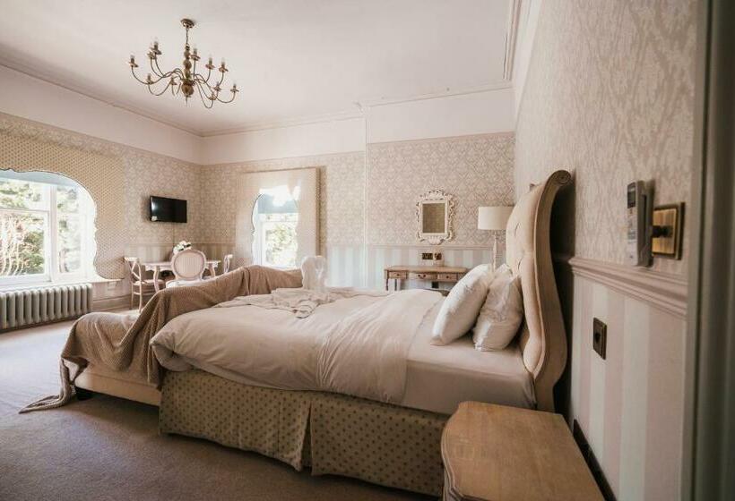 Отель St Andrews Town