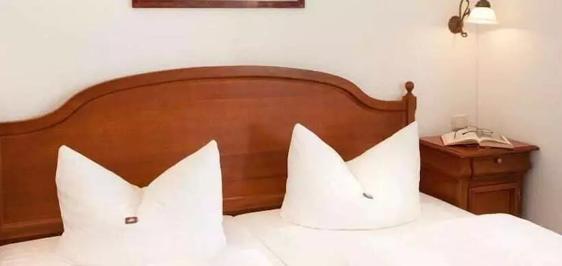 Отель Stranddistel Rügen