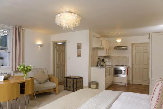 Отель The Cheltenham Townhouse And Apartments