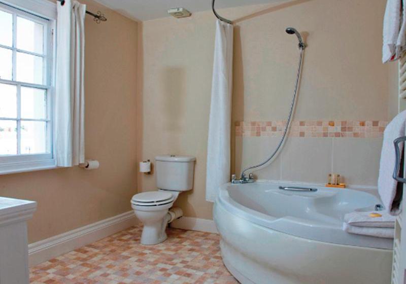 Отель The Cheltenham Townhouse And Apartments