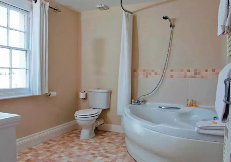 בית מלון כפרי The Cheltenham Townhouse And Apartments