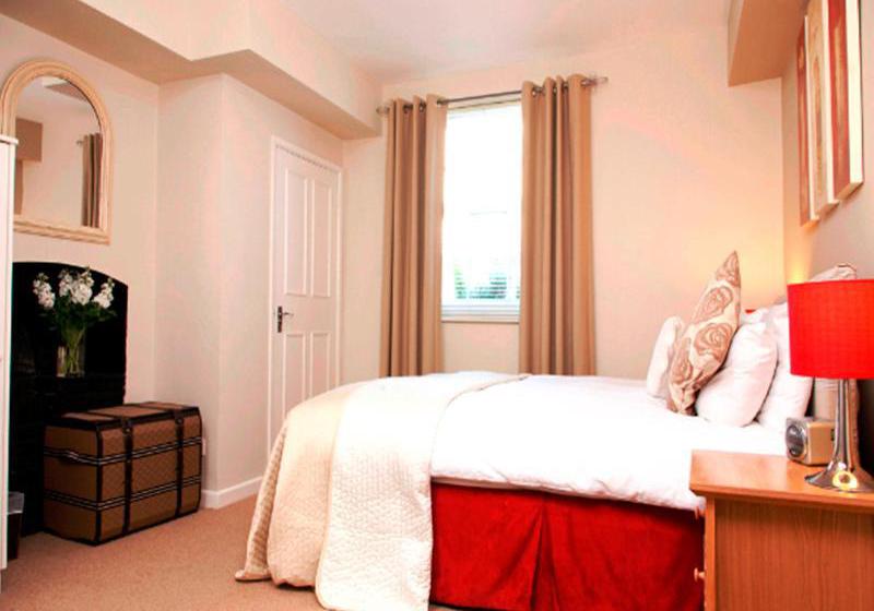 Отель The Cheltenham Townhouse And Apartments