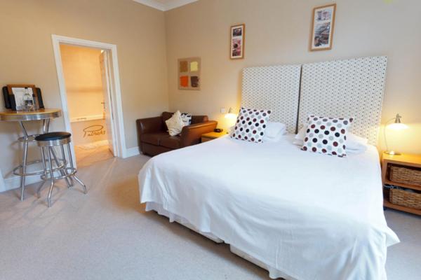 Пансион Patricks With Rooms