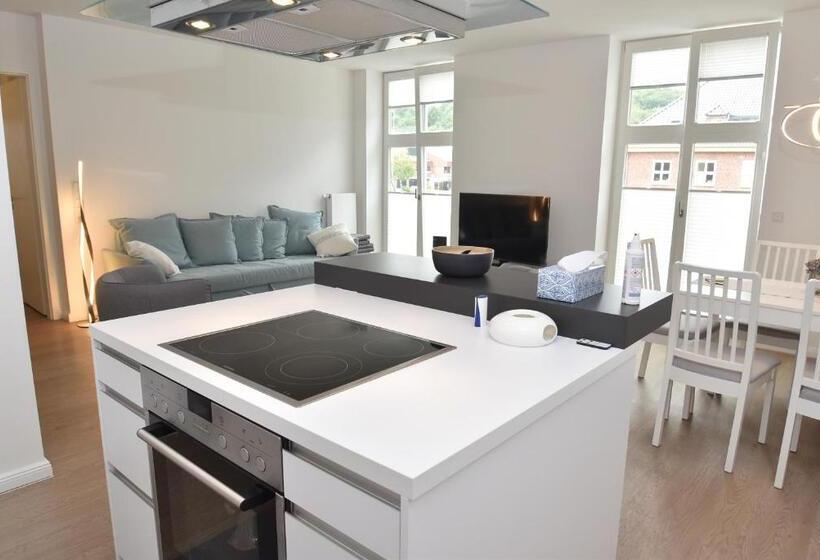 Fewo1846 Zweite Heimat Moderne 2 Zimmerwohnung Mit Sonnigem Balkon In Der Marina Sonwik