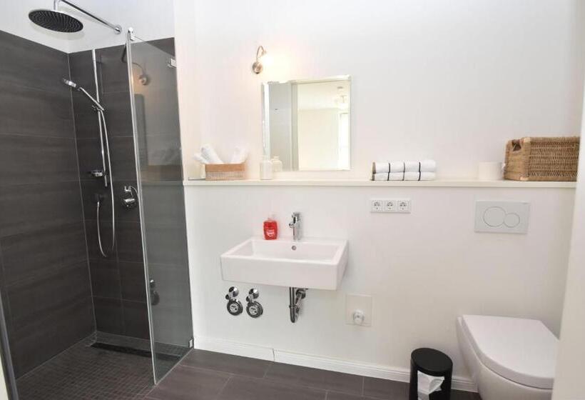 Fewo1846 Zweite Heimat Moderne 2 Zimmerwohnung Mit Sonnigem Balkon In Der Marina Sonwik