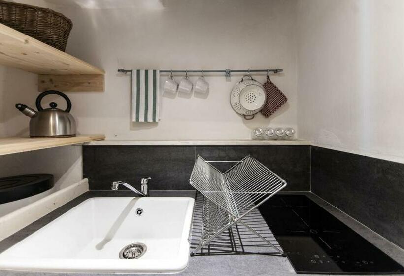 Sotto Il Cielo Di Ostuni   Cassiopea