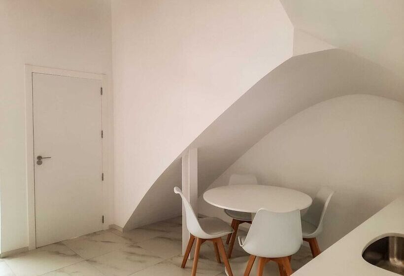 Termas By Seaward Suites