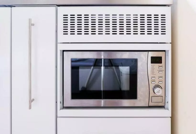 Double Ensuite In Central Forest Row