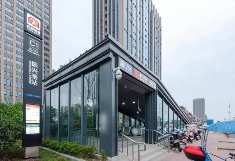 Hotelli Greentree Inn Hefei Changjiang West Road Zhenxing Road Subway Station Jiaqiao Yueshan International