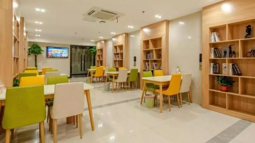 Hotelli Greentree Inn Hefei Changjiang West Road Zhenxing Road Subway Station Jiaqiao Yueshan International