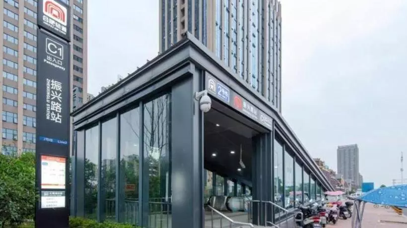 Hotelli Greentree Inn Hefei Changjiang West Road Zhenxing Road Subway Station Jiaqiao Yueshan International