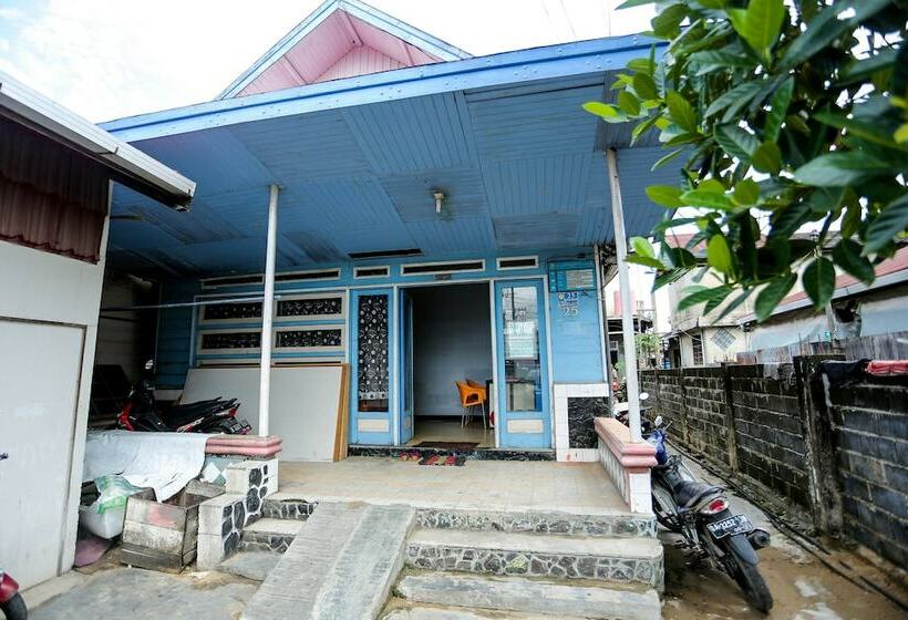 호텔 Pulau Laut Guest House By Oyo Rooms