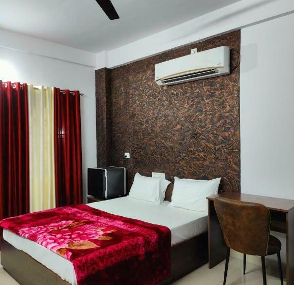 בית מלון כפרי Subramania Arcade