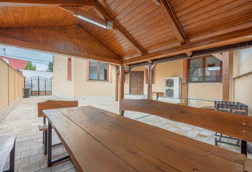 پانسیون Casa Bella