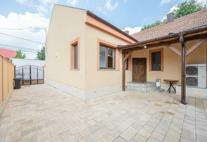 پانسیون Casa Bella