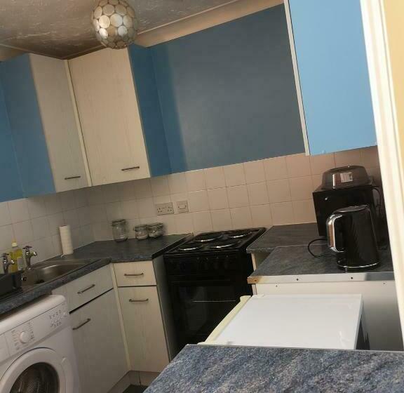 Spacious Entire Flat,1d