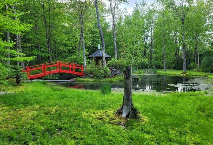 Sunset Estate In The Catskills