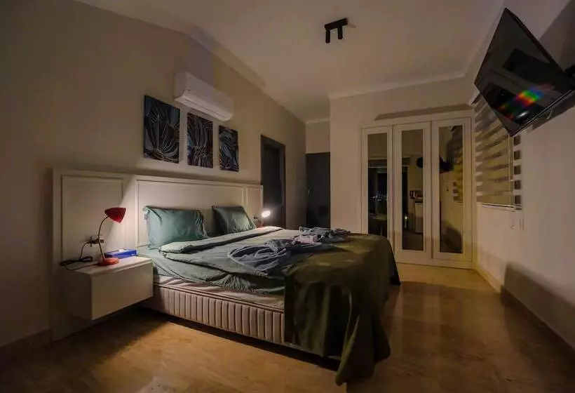 تختخواب و صبحانه Eden Nest Exclusive